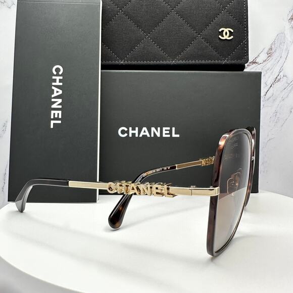 New CHANEL Sunglasses - Picture 4 of 16